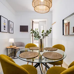 New! Unique 1 Bedroom Apartment- Santa Catarina 42 Lisbon